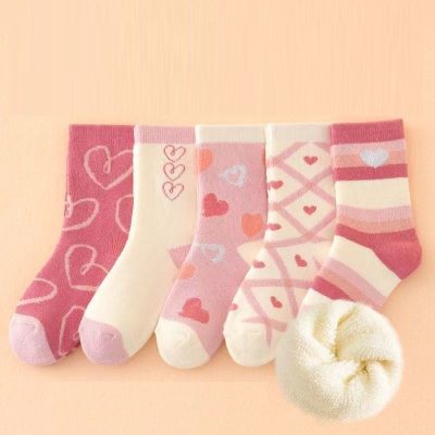 Set 5 Đôi Tất Thu Đông Cao Cổ Cho Bé Trai Bé Gái 6-9 Tuổi Mẫu Trái Tim Hồng T71