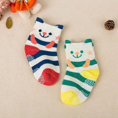 Set 2 Đôi Tất Thu Đông Hàn Quốc Cho Bé 0-3 Tuổi Mẫu Động Vật Smile T77