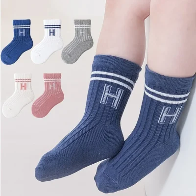 Set 5 Đôi Tất Thu Đông Cho Bé Trai Bé Gái 0-5 Tuổi Mẫu Chữ H T23